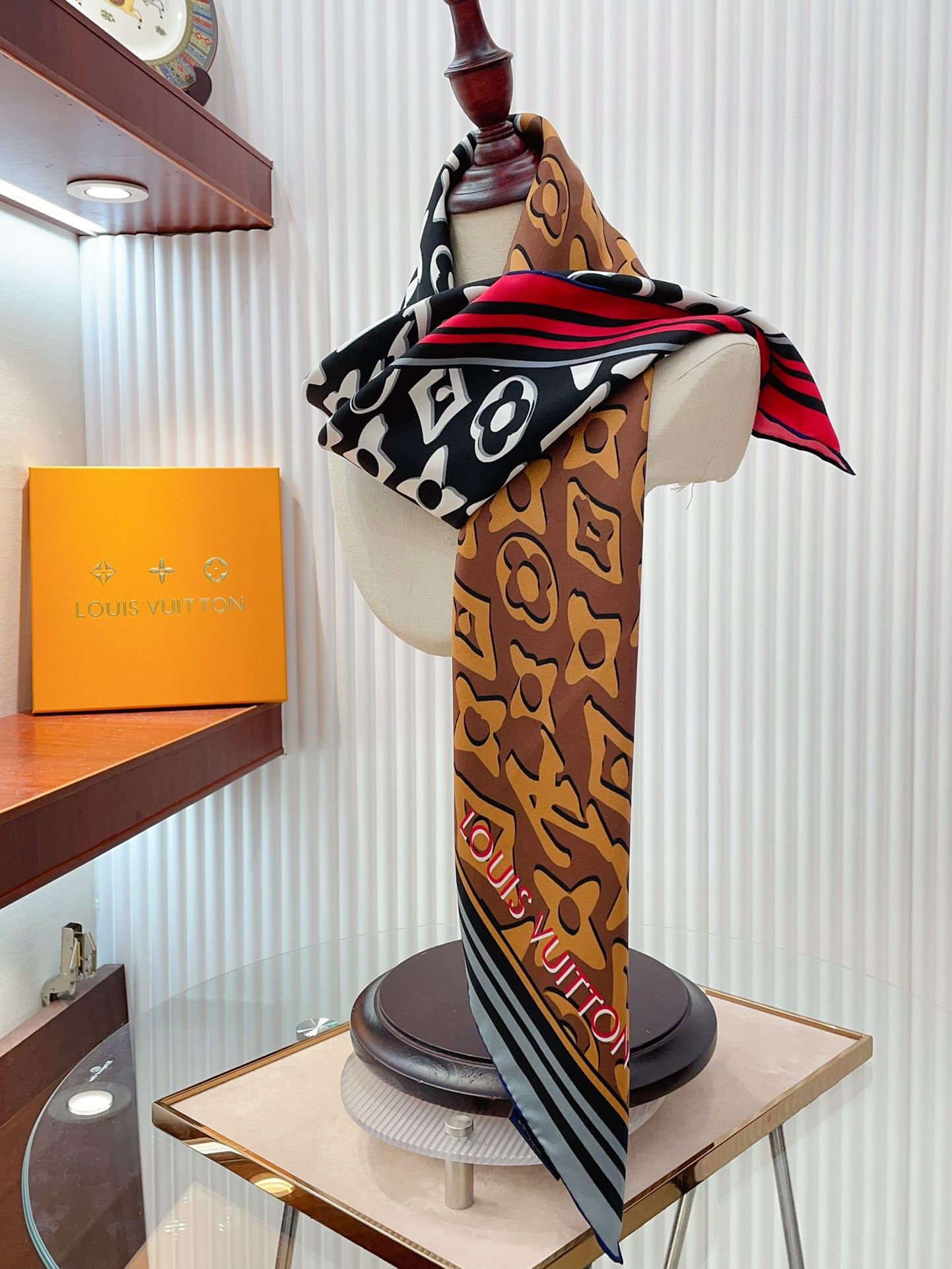 Louis Vuitton Scarf